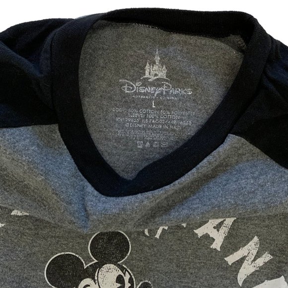 Disneyland Resort Original Mickey Mouse Shirt - Picture 5 of 5